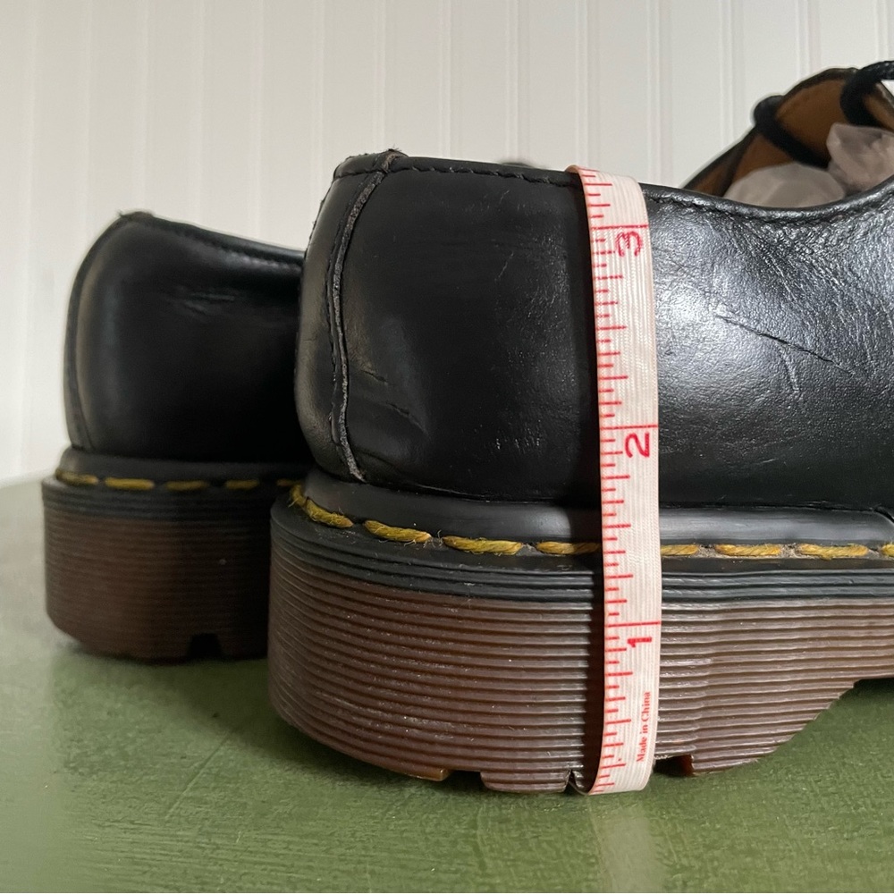 VTG *England* Dr Martens Loop Closure Oxfords/Low Boots in Black Leather - Picture 5 of 10